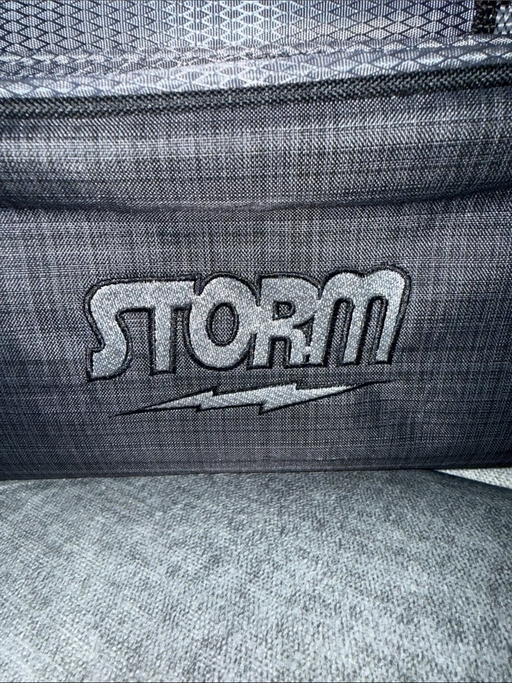 Storm Men's Gray Bowling Duffel Bag with Black Accents holds 2 balls and shoes